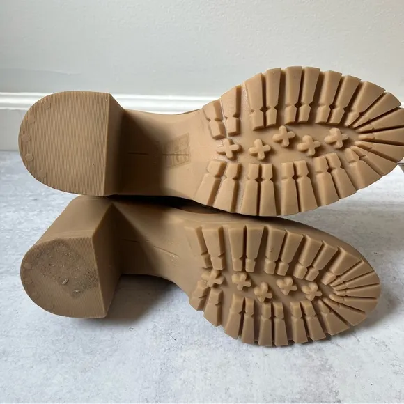 Dolce Vita Suede Boots 10