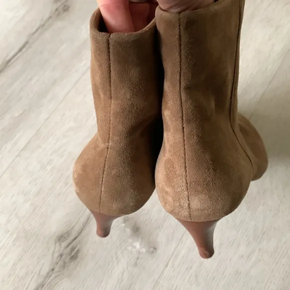 Dolce Vita Tan Suede Ankle Dolce VitaWomen's Dee Kitten-Heel Ankle Booties sz 8