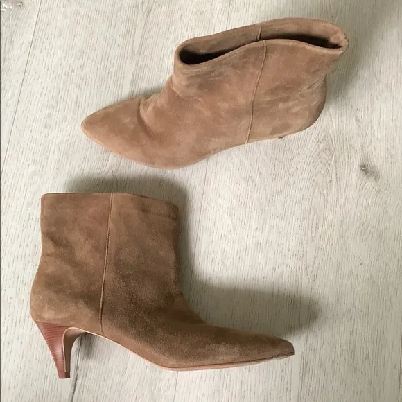 Dolce Vita Tan Suede Ankle Dolce VitaWomen's Dee Kitten-Heel Ankle Booties sz 8