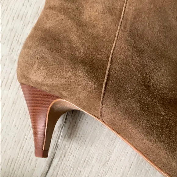 Dolce Vita Tan Suede Ankle Dolce VitaWomen's Dee Kitten-Heel Ankle Booties sz 8