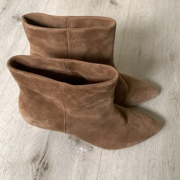 Dolce Vita Tan Suede Ankle Dolce VitaWomen's Dee Kitten-Heel Ankle Booties sz 8