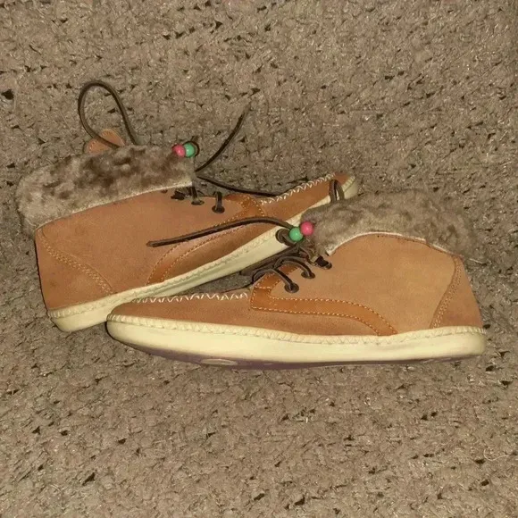 DOLFIE-LOUIS-High Top Moccasins-Caramel Suede-Shearling Lined-Sz 39-Excellent