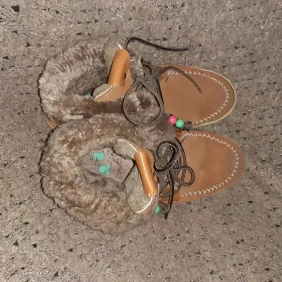 DOLFIE-LOUIS-High Top Moccasins-Caramel Suede-Shearling Lined-Sz 39-Excellent