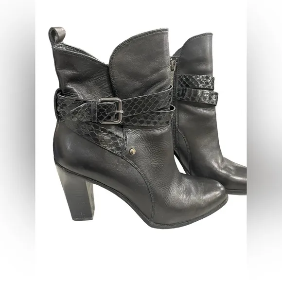 Donald J Pliner blacker leather Oli heeled ankle boots women’s size 8