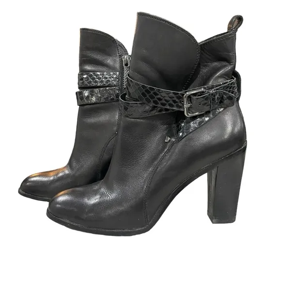 Donald J Pliner blacker leather Oli heeled ankle boots women’s size 8