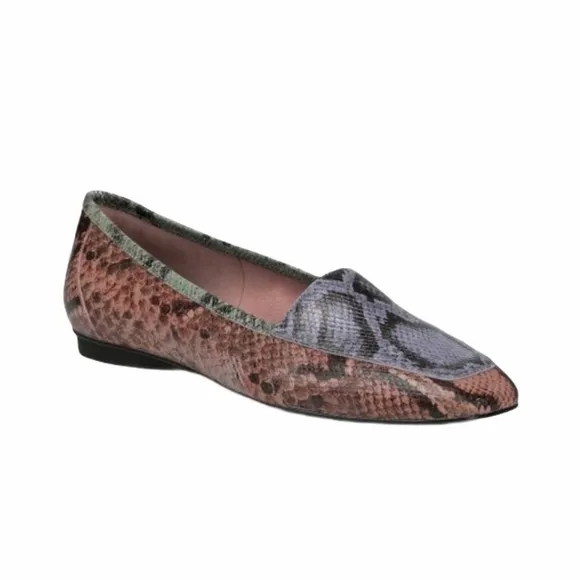 Donald pliner deedee leather flats