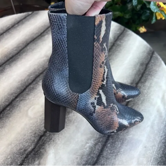 Donald Pliner Laila Snakeskin Heeled Booties Boots
