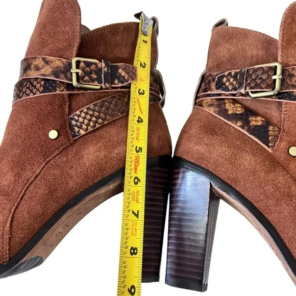 Donald Pliner Oli Ankle Boots