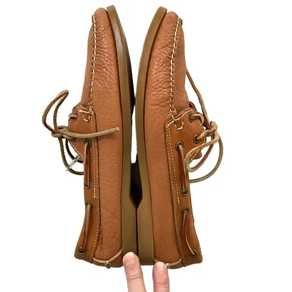 Dooney &amp; Bourke Chestnut Pebbled Leather Boat Shoes Sz 8-8.5