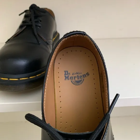 Dr. Martens 1461 Black Leather Oxfords - Women’s Size 7