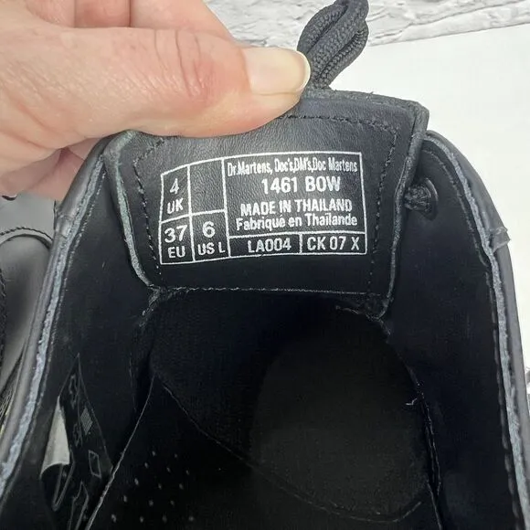 Dr. Martens 1461‎ Bow Oxford Women's Black Smooth Leather Lace Up Shoes Size 6
