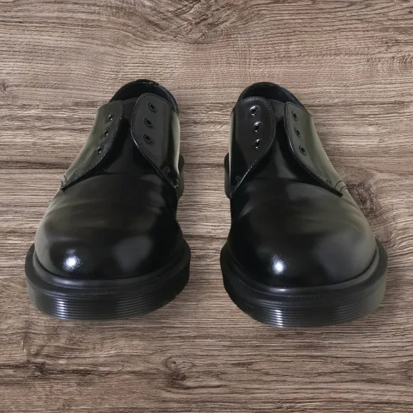 Dr. Martens 1461 Made in England- Black-Polished Smooth Leather Shoes