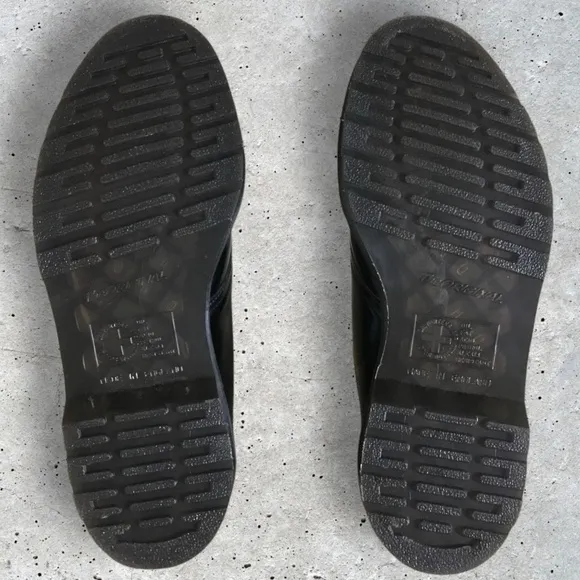 Dr. Martens 1461 Made in England- Black-Polished Smooth Leather Shoes