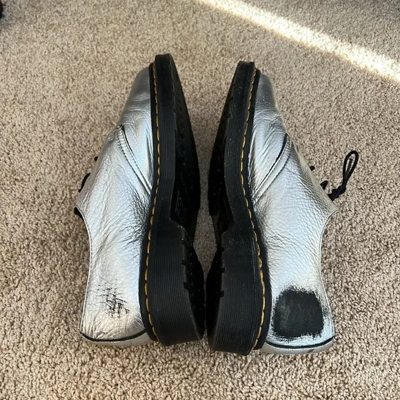 Dr Martens 1461 SZ 11 metallic silver lace up shoes.