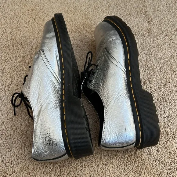 Dr Martens 1461 SZ 11 metallic silver lace up shoes.