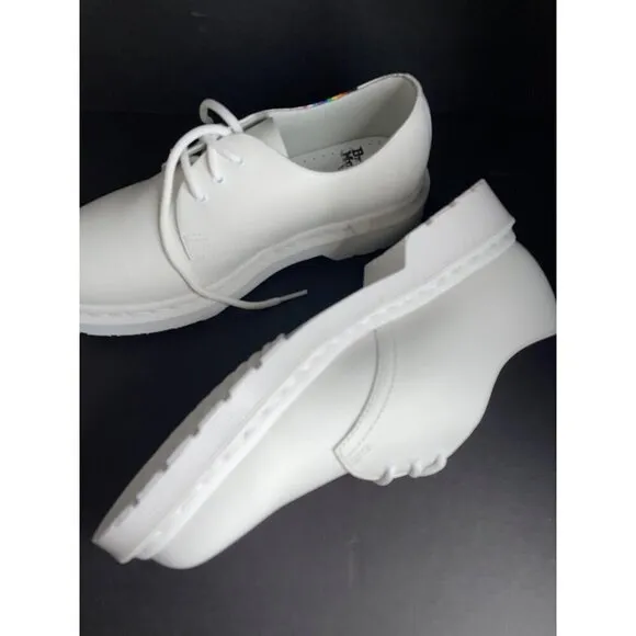 Dr. Martens 27522 White Smooth Leather Pride Oxford Shoes EU 39 Womens 8  Mens 7