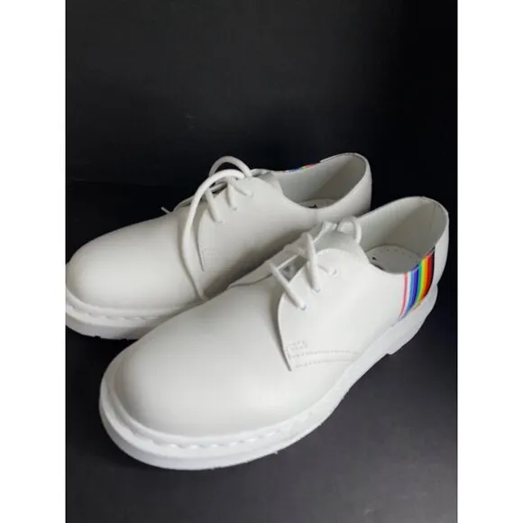 Dr. Martens 27522 White Smooth Leather Pride Oxford Shoes EU 39 Womens 8  Mens 7