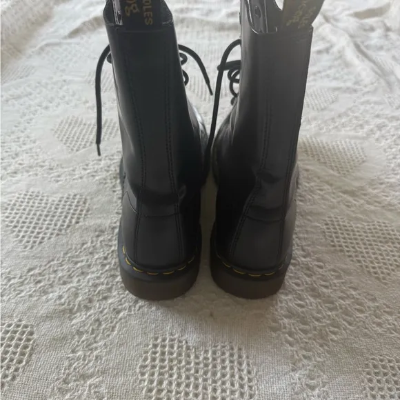 Dr Marten’s Black Leather Boots (Men’s 11)