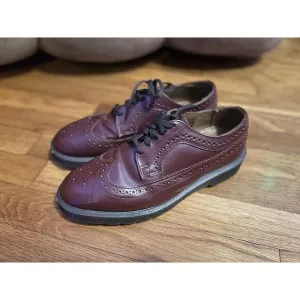 Dr Martens Burgandy Leather Brogue Wingtip Oxford Shoes 3989 Womens 8 Men's‎ 7