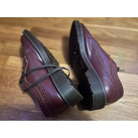 Dr Martens Burgandy Leather Brogue Wingtip Oxford Shoes 3989 Womens 8 Men's‎ 7