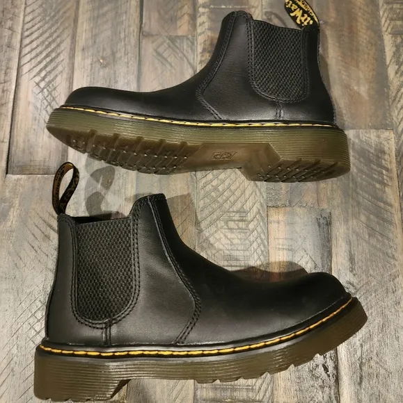 Dr Martens Chelsea black boots. Zipper on side. Youth size 1