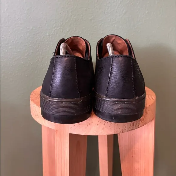 Dr. Martens Coronado Oxfords