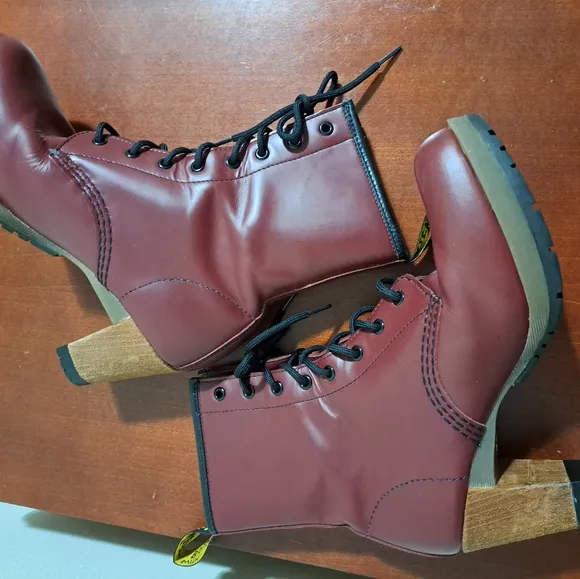 Dr. Martens Diva Darcie Airwair High Heeled Boot Size 10 Brick Red