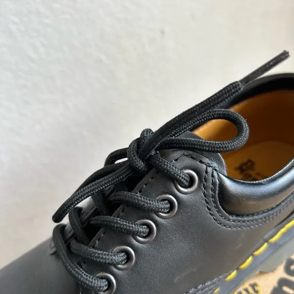 Dr Martens Doc Shoes Men’s Black Leather Size US M 8