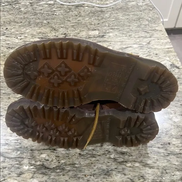DR MARTENS Made in England Vintage 1460 Brown Size 4