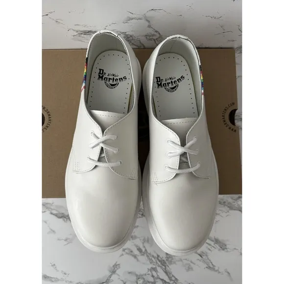 Dr Martens Oxford Pride Sneaker Shoes | White Smooth Leather | Women Size 6 NEW