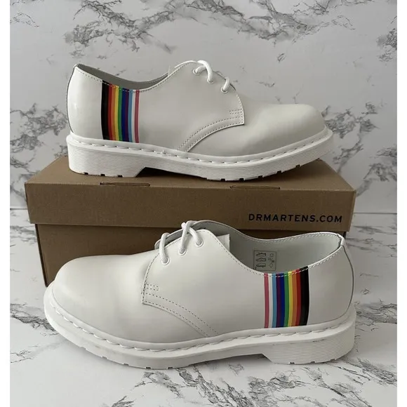 Dr Martens Oxford Pride Sneaker Shoes | White Smooth Leather | Women Size 6 NEW