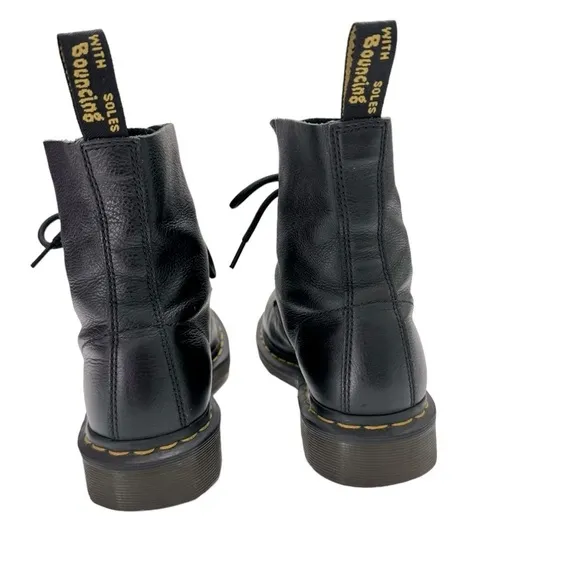 Dr Martens Pascal Virginia Lace Up Boots Soft Black Pebbled Leather Womens 7