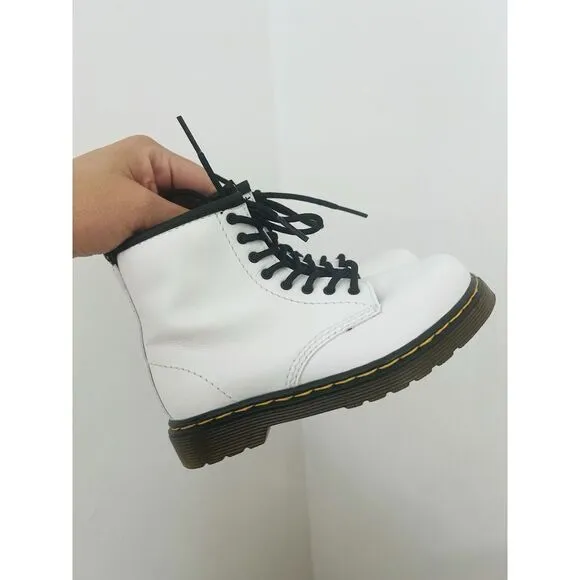 Dr. Martens Unisex Kids/Toddler 1460 Lace Up White Boots Size US 10 NWOB