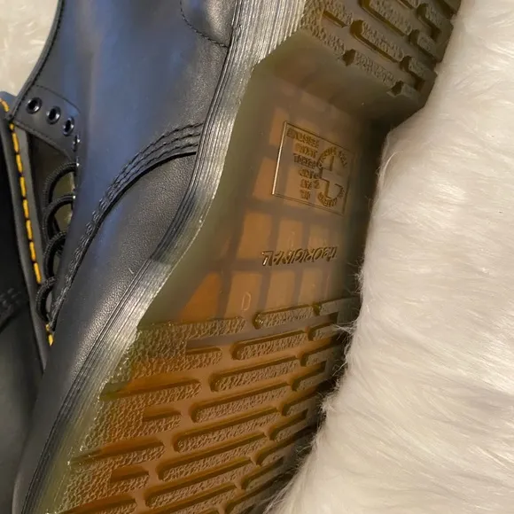 Dr. Martens1460‎ Vintage 8 Eye Boots NIB