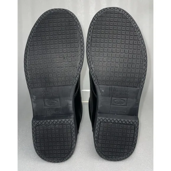Dr. Scholls Mens Dave Black Careers Slip Oil Resistant Shoes Size 7.5 Wide NEW
