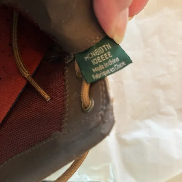 Dunham Captains boat shoes casual leather tan. SZ 10 EWorn Once indoors.