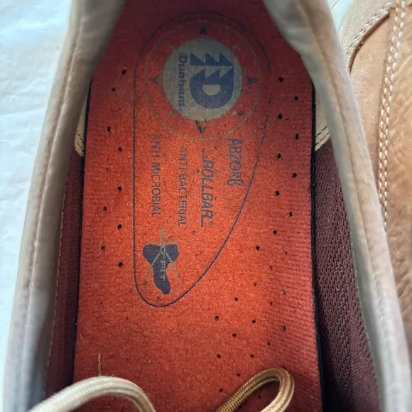 Dunham Captains boat shoes casual leather tan. SZ 10 EWorn Once indoors.