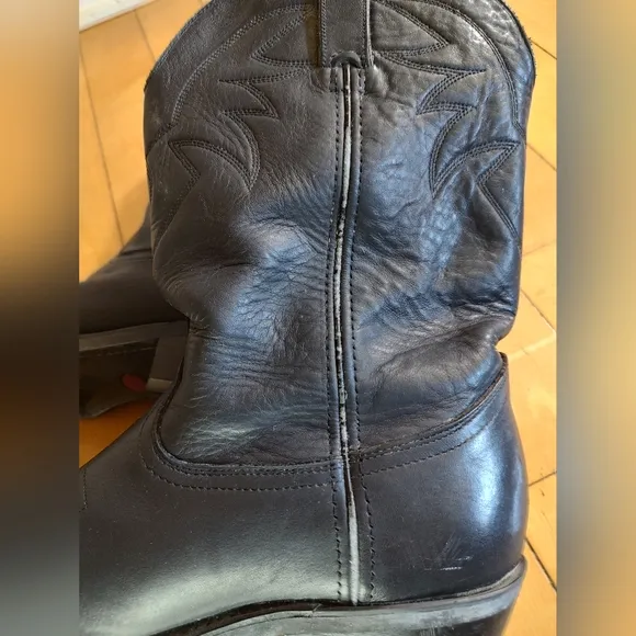 Durango Black Leather Cowboy Boots