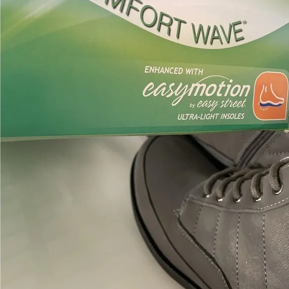 Easy Street Women Boots 9.5 | Gray Color | New