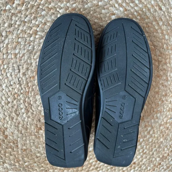 ECCO Classic Moccasins Black Leather Slip On Loafers, Men's Size 5-5.5 US/ EU 39