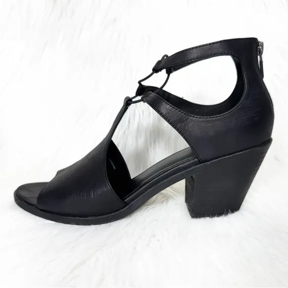 Eileen Fisher Black Leather Cutout Peep Toe Zippered Heel Sandals 10