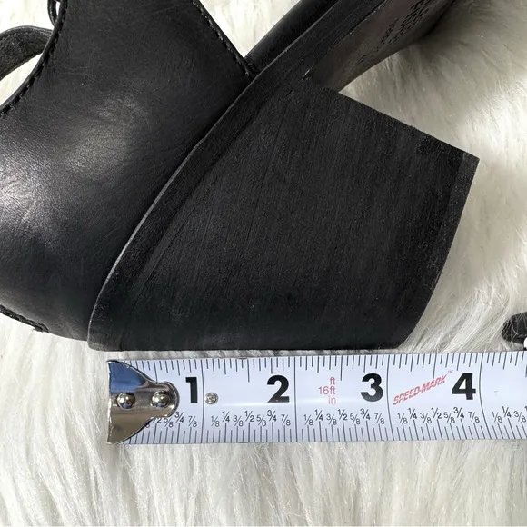 Eileen Fisher Black Leather Cutout Peep Toe Zippered Heel Sandals 10