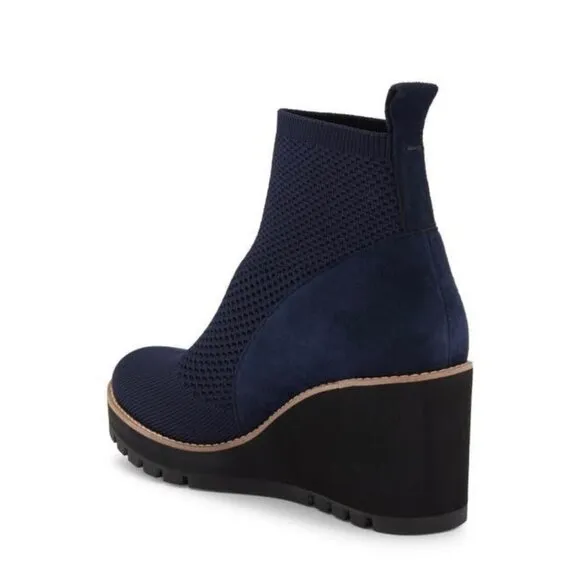 Eileen Fisher London Knit Wedge Booties in Navy Size 8.5