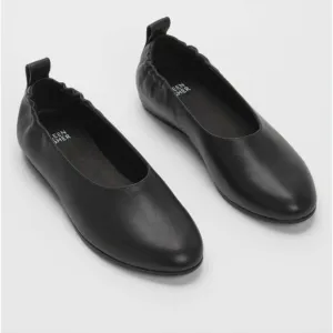 Eileen Fisher Naomi Nappa black leather ballet flats size 7.5