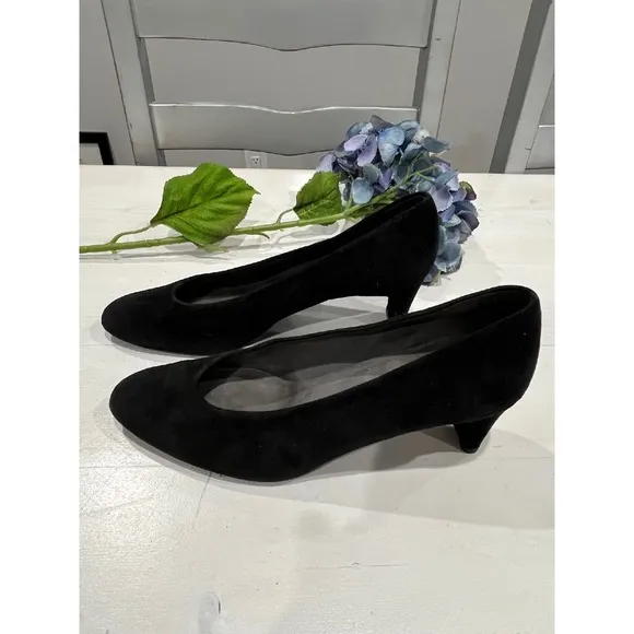 Elie Tahari Black Leather Pointed Toe Stiletto Heel Pumps Size 38