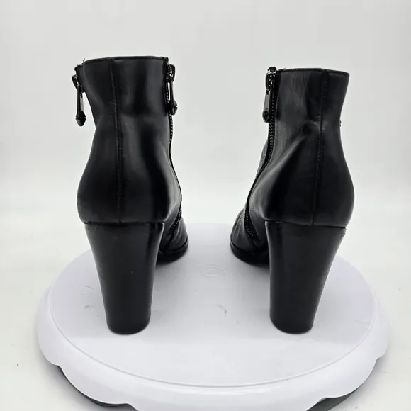 Elie Tahari Shoes Womens 8M Reunion Ankle Booties Leather Black