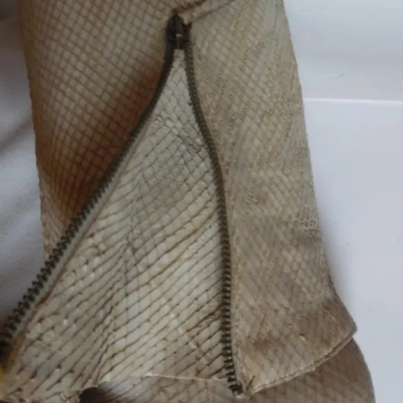 Elizabeth and James E-steel Snakeskin Wedge‎ Laser cut Leather Zip Boots Shoes