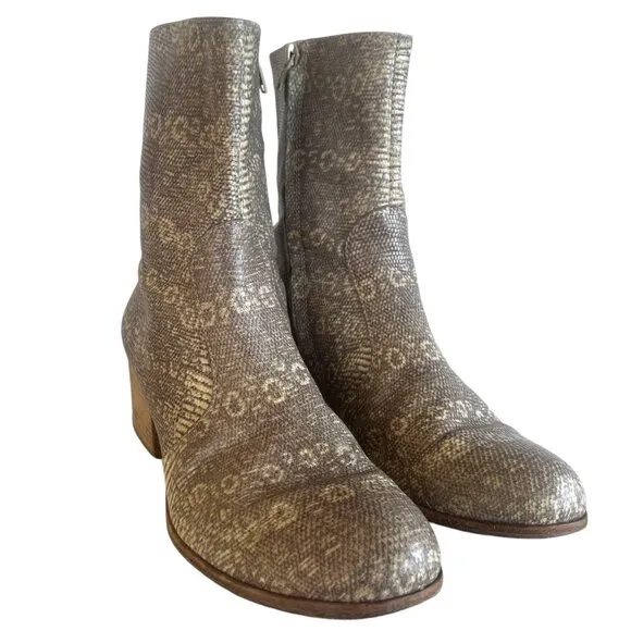 ELSA Mid Calf Wood Heeled Animal Print Leather Boots 38.5 Lizard Snake Neutral