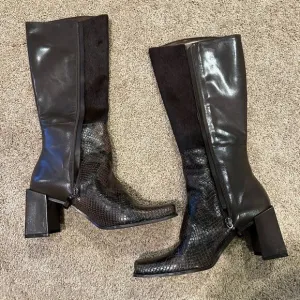Enzo Angiolini Kiva Boots