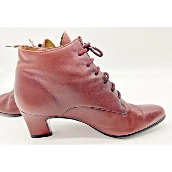 Enzo Angiolini Women’s Heeled Granny Victorian Witchy Booties Size 7M Brown